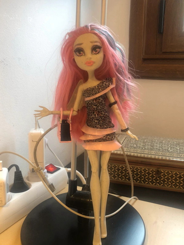 Monster high 2025 muñeca gargola