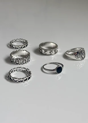 Lot de 6 bagues avec différents styles, zustand: Neu, größe: 59.7 mm / 19 mm Ø, 8,00 €, 9,10 € inklusive Vinted-Käuferschutz