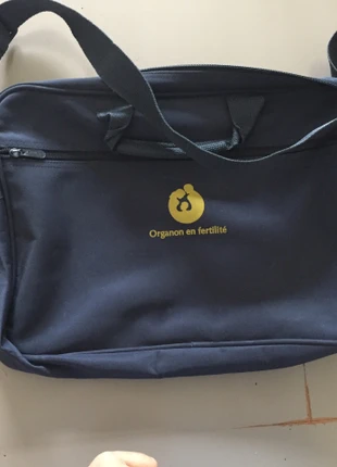 Sacoche/ordinateur , staat: Heel goed, € 1,00, € 1,75 inclusief Kopersbescherming