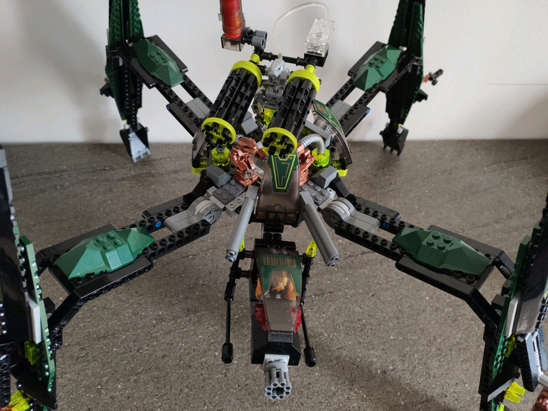Lego ExoForce striking Venom