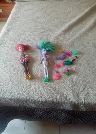 Braz con accesdori, marke: Bratz, zustand: Gut, größe: 5 Jahre / 110, 3,50 €, 4,38 € inklusive Vinted-Käuferschutz