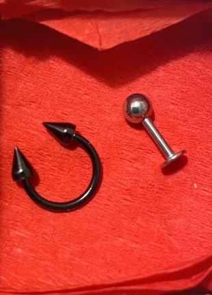 Orecchini coppia piercing in acciaio chirurgici , état: Neuf sans étiquette, 5,00 €, 5,95 € Protection acheteurs incluse