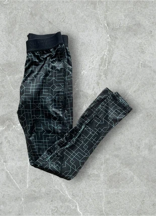 Legging de sport V1008 Gymshark - noir et bleu - Taille XS, marke: Gymshark, zustand: Sehr gut, größe: XS / 34 / 6, 6,90 €, 7,95 € inklusive Vinted-Käuferschutz