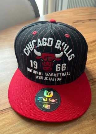 Casquette NBA Chicago Bulls neuve noire et rouge, marque: NBA, état: Neuf avec étiquette, taille: Taille unique, 30,00 €, 32,20 € Protection acheteurs incluse