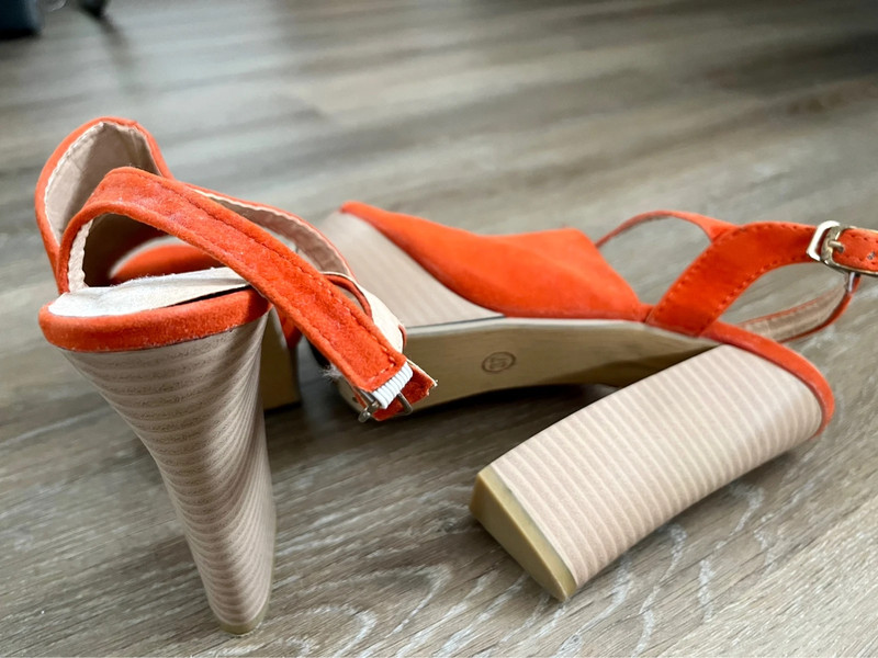 Orange high heels Vinted