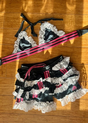 Ensemble adidas upcyclé, marque: adidas, état: Neuf sans étiquette, taille: M / 38 / 10, 90,00 €, 95,20 € Protection acheteurs incluse