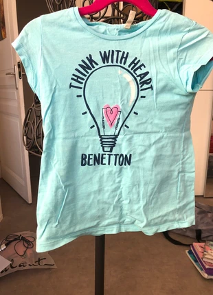 t-shirt , marque: United Colors of Benetton, état: Très bon état, taille: 7 ans / 122 cm, 3,00 €, 3,85 € Protection acheteurs incluse