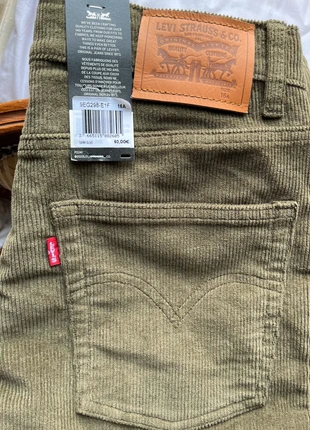 (NEUF) Pantalon coton velours côtelé / corduroy - Levi's Premium 🇺🇸 Authentic Straight kaki - S, marke: Levi's, zustand: Neu, mit Etikett, größe: S, 49,00 €, 52,15 € inklusive Vinted-Käuferschutz