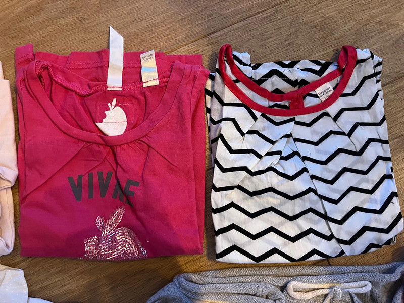 Vend lot de 18 vêtements fille okaidi 3 ans très bon état - photo numéro 8