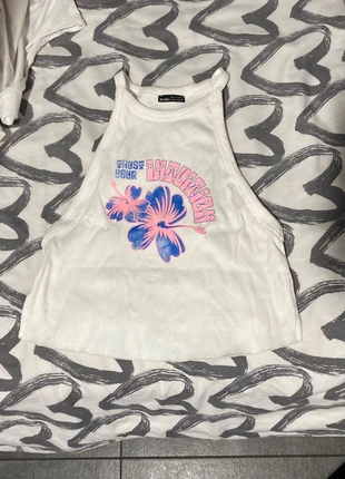 Top bershka, brand: Bershka, condizioni: Ottime, taglia: L, €5.00, €5.95 include la Protezione acquisti