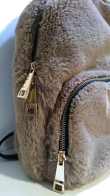 Mochilas de pelo hotsell