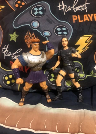 Lot figurines Tom raiders et hercule, brand: Raiders, condition: Good, size: 11 years / 146 cm, €3.00, €3.85 includes Buyer Protection