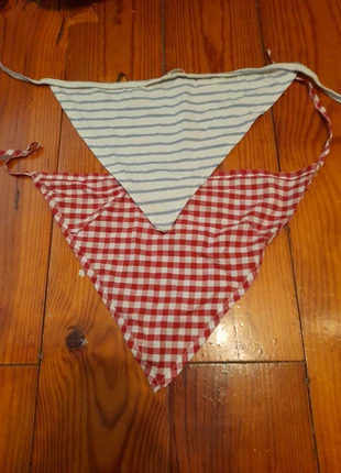 Lot de 2 fichus, zustand: Sehr gut, 1,50 €, 2,28 € inklusive Vinted-Käuferschutz