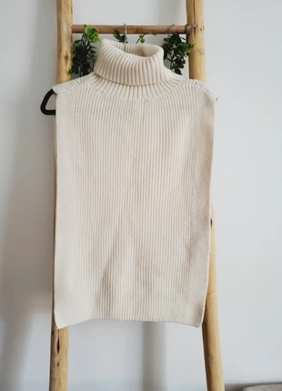 Pull sans manches crème blanc col roulé H&M taille unique, marque: H&M, état: Neuf sans étiquette, taille: Taille unique, 12,00 €, 13,30 € Protection acheteurs incluse