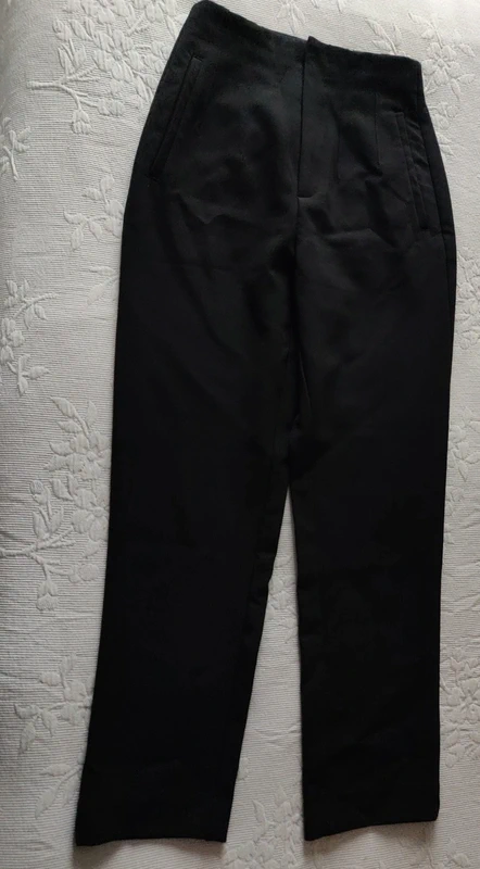 Pantalon noir à pinces