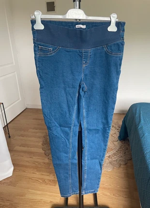 Pantalon jeans de grossesse maternité taille 40/L Gemo maternité bleu neuf, merk: Gémo, staat: Nieuw zonder prijskaartje, maat: L / 40 / 12, € 8,00, € 9,10 inclusief Kopersbescherming