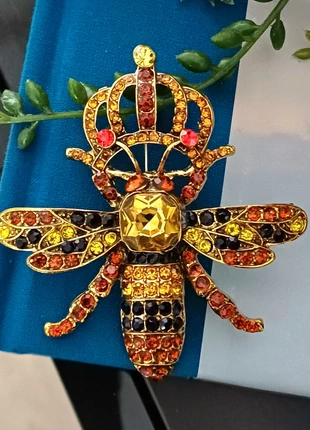 Abeille reine en strass, marque: geen merk, état: Très bon état, 5,00 €, 5,95 € Protection acheteurs incluse