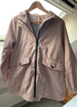 Zara windjas / regenjas, meisje/dame, marque: Zara, état: Satisfaisant, taille: 14 ans / 164 cm, 3,00 €, 3,85 € Protection acheteurs incluse