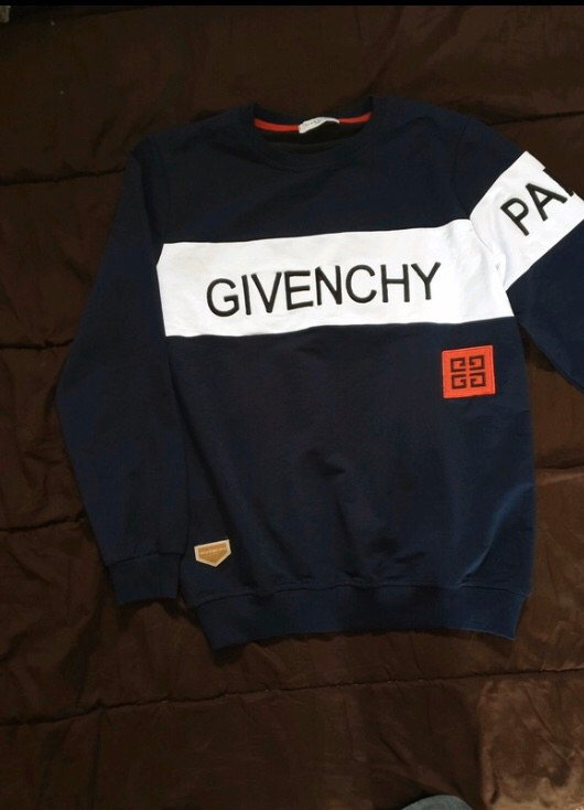 Pull givenchy - Vinted
