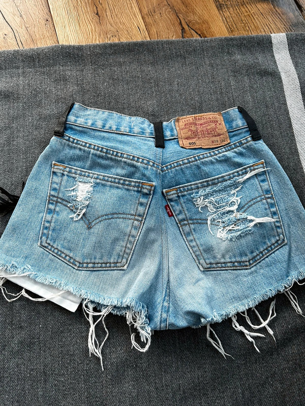 Levi sale festival shorts