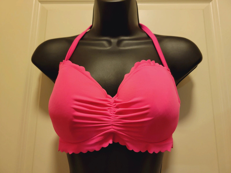 Pink Ruffled Victoria's Secret Bikini Bra 2