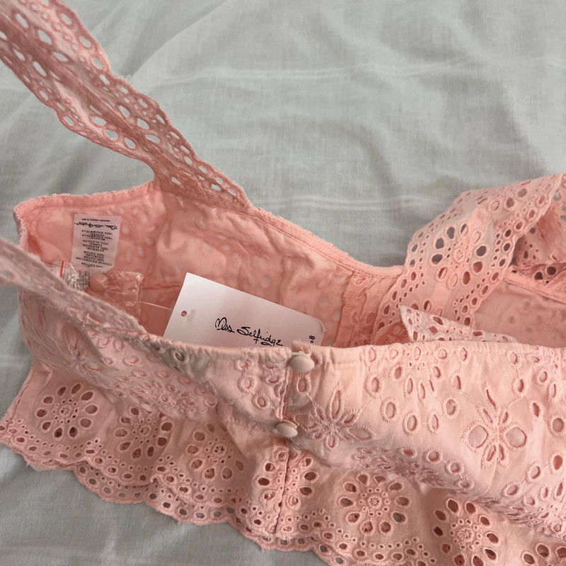 Miss Selfridge pink eyelet crop top 5