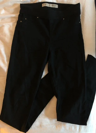 Schwarze Skinny Jeans , marque: Denim Co, état: Très bon état, taille: M / 38 / 10, 5,00 €, 5,95 € Protection acheteurs incluse