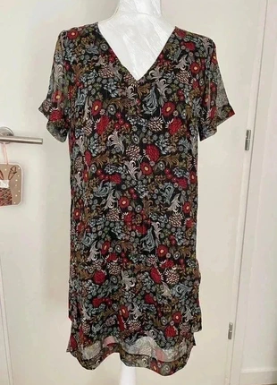 Robe IKKS noire à fleurs multicolores – Taille 38 – Excellent état, marque: IKKS, état: Très bon état, taille: M / 38 / 10, 54,30 €, 57,72 € Protection acheteurs incluse