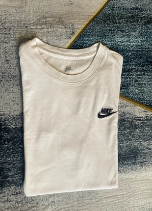 T-shirt Nike, brand: Nike, condition: New without tags, size: XS, €8.00, €9.10 includes Buyer Protection