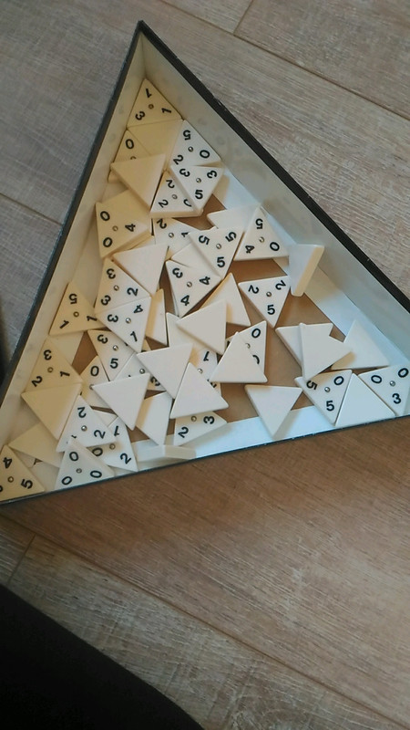 Triominos de Luxe Board Game Used