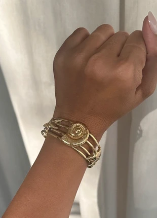 Manchette jonc doré ajustable en acier inoxydable tendance, merk: atelier.bjx, staat: Heel goed, € 13,00, € 14,35 inclusief Kopersbescherming Pro