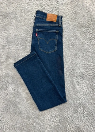 Pantalon jean levi’s 501 coupe shapping slim/skinny - bleu foncé - S/W26 L32 femme, brand: Levi's, condition: Very good, size: S / 36 / 8, €16.00, €17.50 includes Buyer Protection