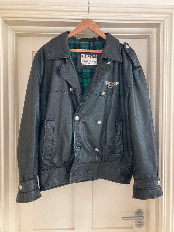 Big black faux leather jacket | Vinted