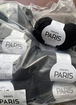 15 novelos tricô ou croché cor 15 preto, marca: Drops, estado: Novo com etiquetas, €16.10, €17.61 inclui Proteção do Comprador