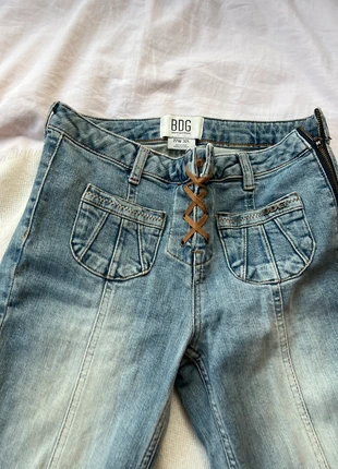 80s style Ribbon Jeans, merk: Urban Outfitters, staat: Heel goed, maat: M / 38 / 10, € 28,00, € 30,10 inclusief Kopersbescherming
