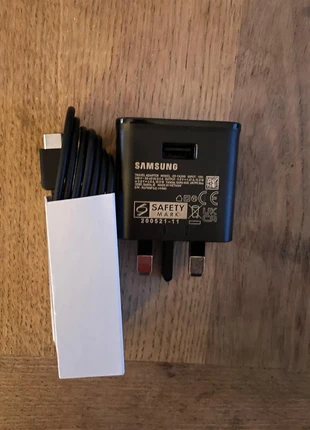 Genuine Samsung charger, brand: Samsung, condition: New without tags, £5.00, £5.95 includes Buyer Protection
