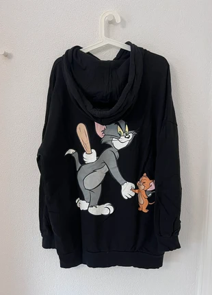 Sweatshirt oversized tom and jerry, marca: Bershka, estado: Muito bom, tamanho: S / 36 / 8, €10.00, €11.20 inclui Proteção do Comprador