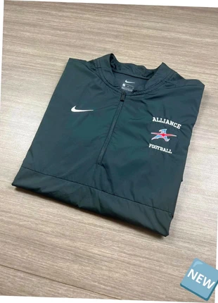 T-Shirt Nike 1/4 Zip Sportswear - Windbreaker Football Taille L, marque: Nike, état: Très bon état, taille: L, 9,00 €, 10,15 € Protection acheteurs incluse