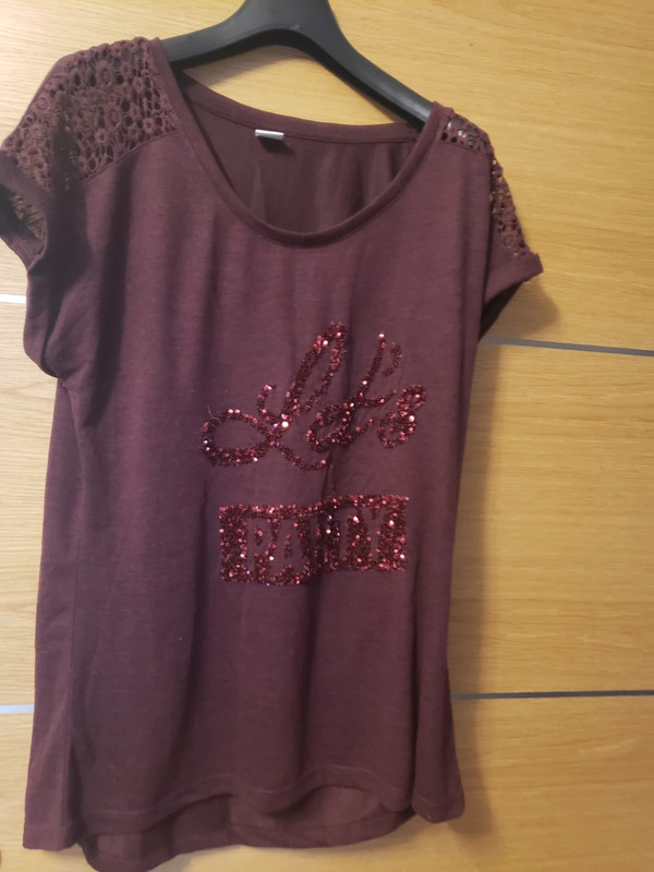 T shirt avec paillettes Vinted