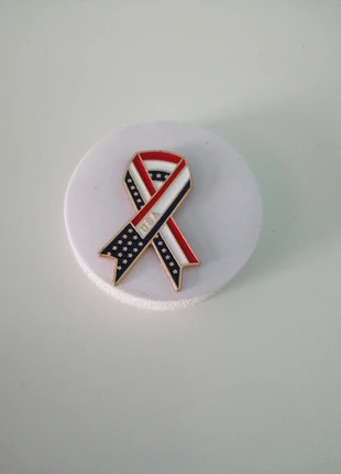 Pins USA, marke: US, zustand: Sehr gut, 2,00 €, 2,80 € beinhaltet Vinted-Käuferschutz Pro