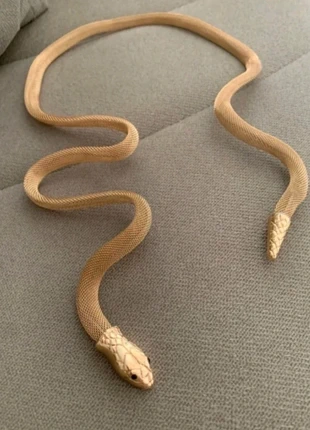 Collana a forma di pitone in color oro collier en forme de python en couleur dorée, brand: Moda Donna, condizioni: Nuovo con cartellino, €10.00, €11.20 include la Protezione acquisti