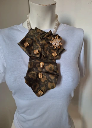 Collana cravatta, merk: I NODI BIJOUX, staat: Nieuw zonder prijskaartje, € 14,00, € 15,40 inclusief Kopersbescherming