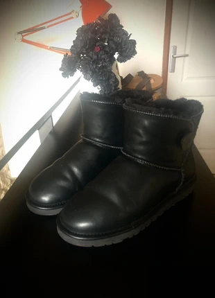 Bottes fourrées, zustand: Sehr gut, größe: 39, 14,00 €, 15,40 € inklusive Vinted-Käuferschutz