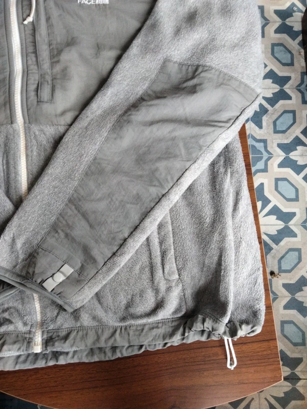 Veste polaire The North Face taille XL - photo numéro 5