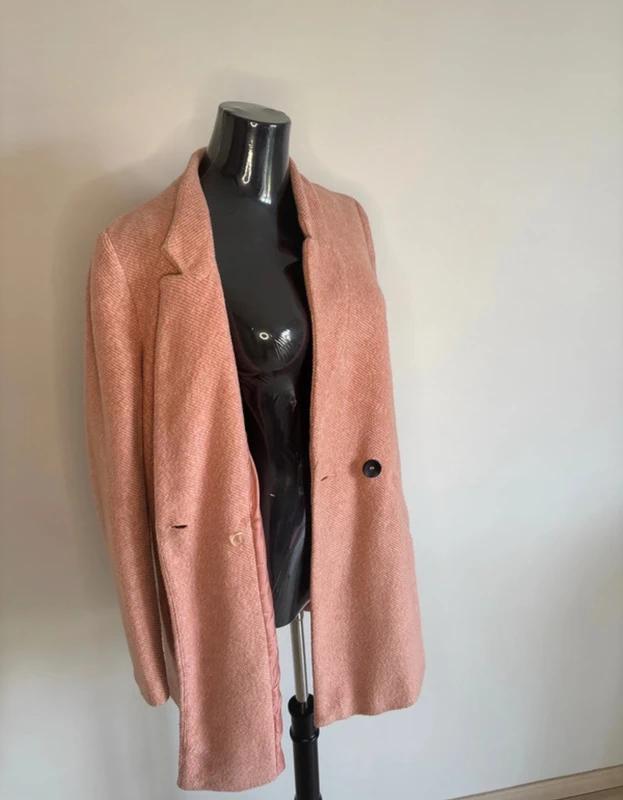 Manteau rose Stradivarius – Taille S – Coupe droite chic