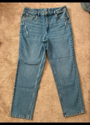 Jean Kiabi coupe straight, taille 46 (longueur 30L), marque: Kiabi, état: Très bon état, taille: XXXL / 46 / 18, 12,00 €, 13,30 € Protection acheteurs incluse