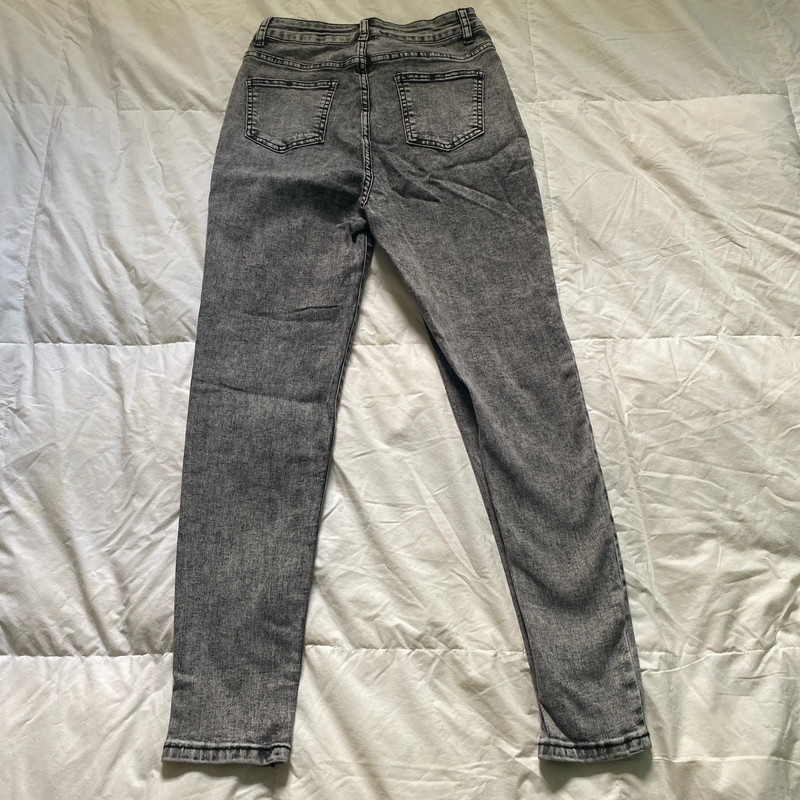 Gray Acid Wash Ripped Skinny Jeans 5