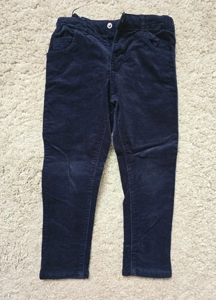 Zara rib broekje maat 104, merk: Zara, staat: Heel goed, maat: 4 jaar / 104 cm, € 2,00, € 2,80 inclusief Kopersbescherming