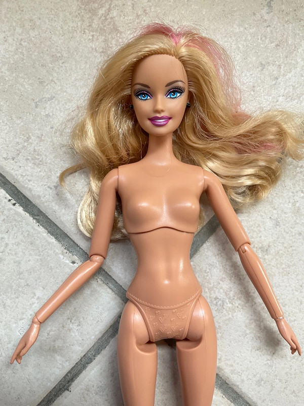 Poupée Barbie vintage articulée