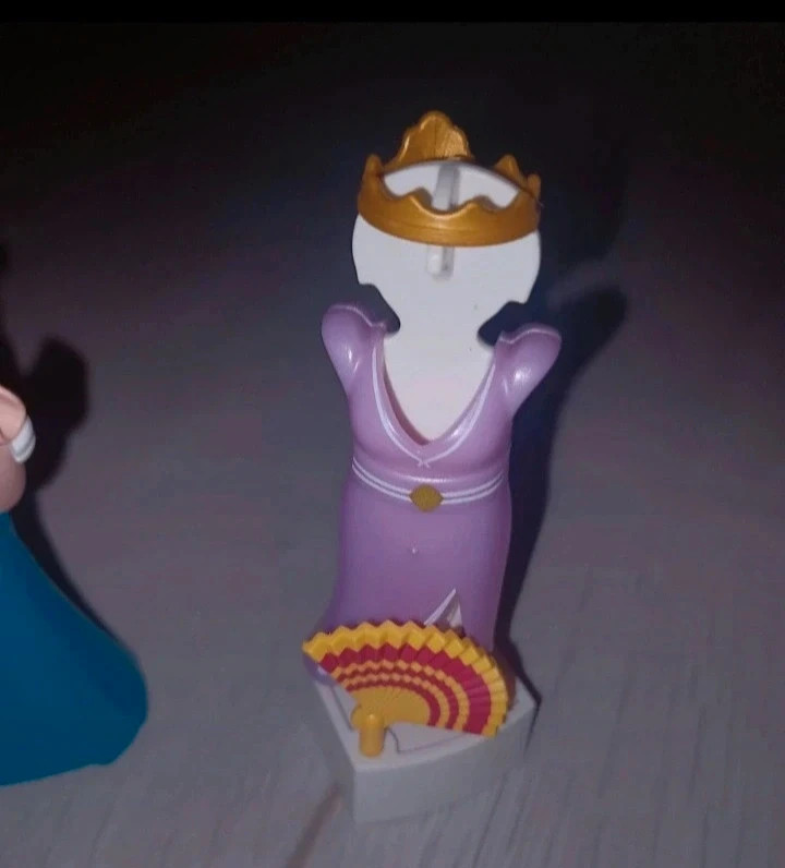 Playmobil 70153 princesse et son mannequin 3